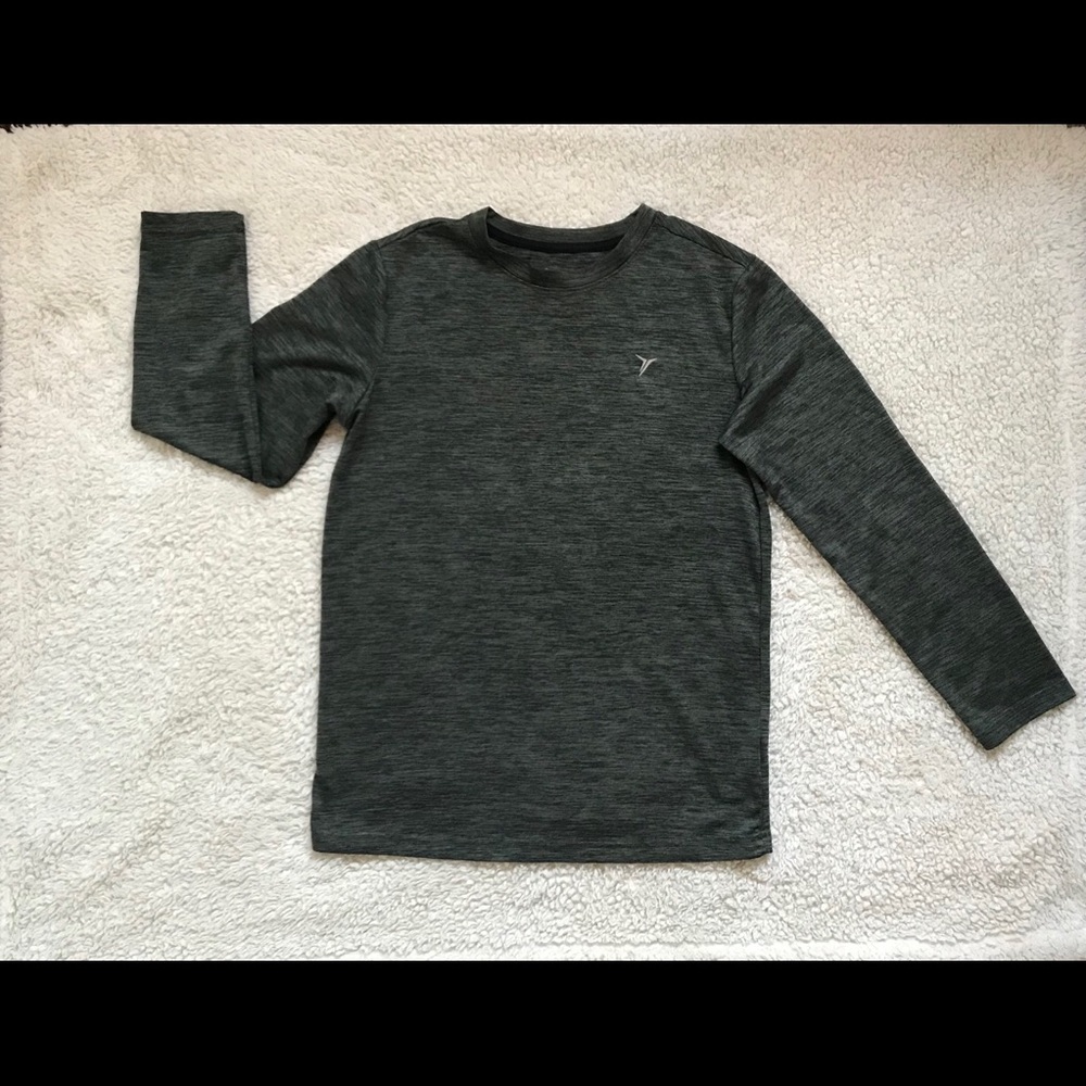 Old Navy green active/athletic long sleeve shirt